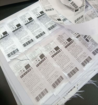 Stampa Zerba utilizza nastro di resina tessile lavabile per la stampa di etichette a trasferimento termico