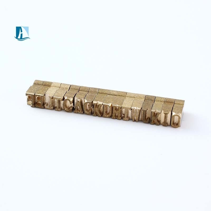 Macchine per stampaggio a caldo Accessoio Multifunzionale 40*40mm Lettere in ottone per la stampa acuta
